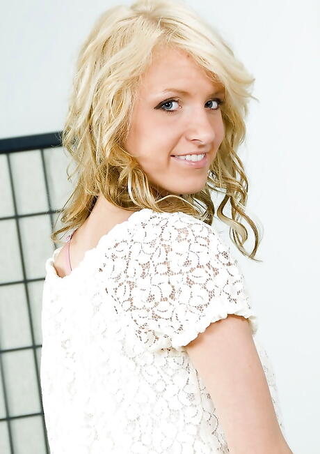 Stunning american blonde youthful Ella Marie reveals her ass in tight jeans and masturbates 